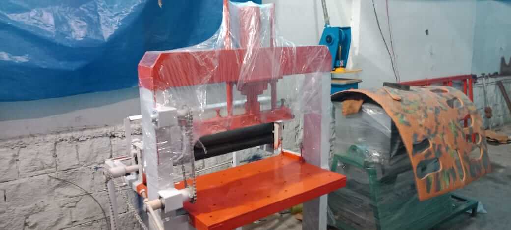 hydraulic paper plate making machine
